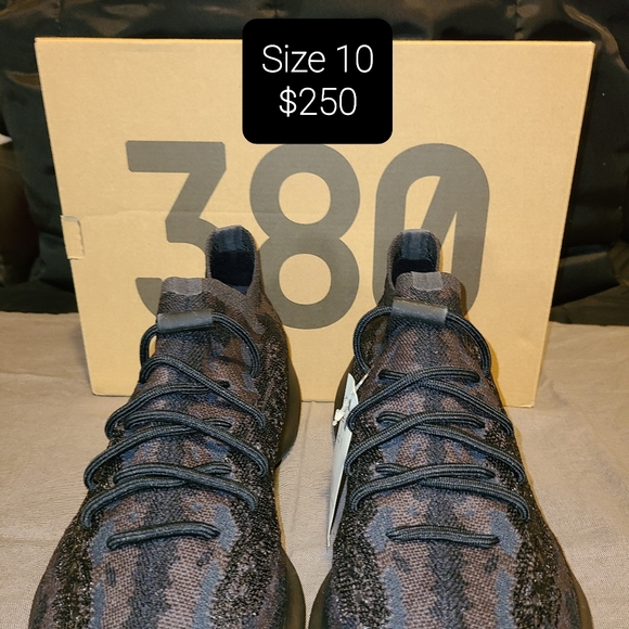 Yeezys - Picture 3 of 3